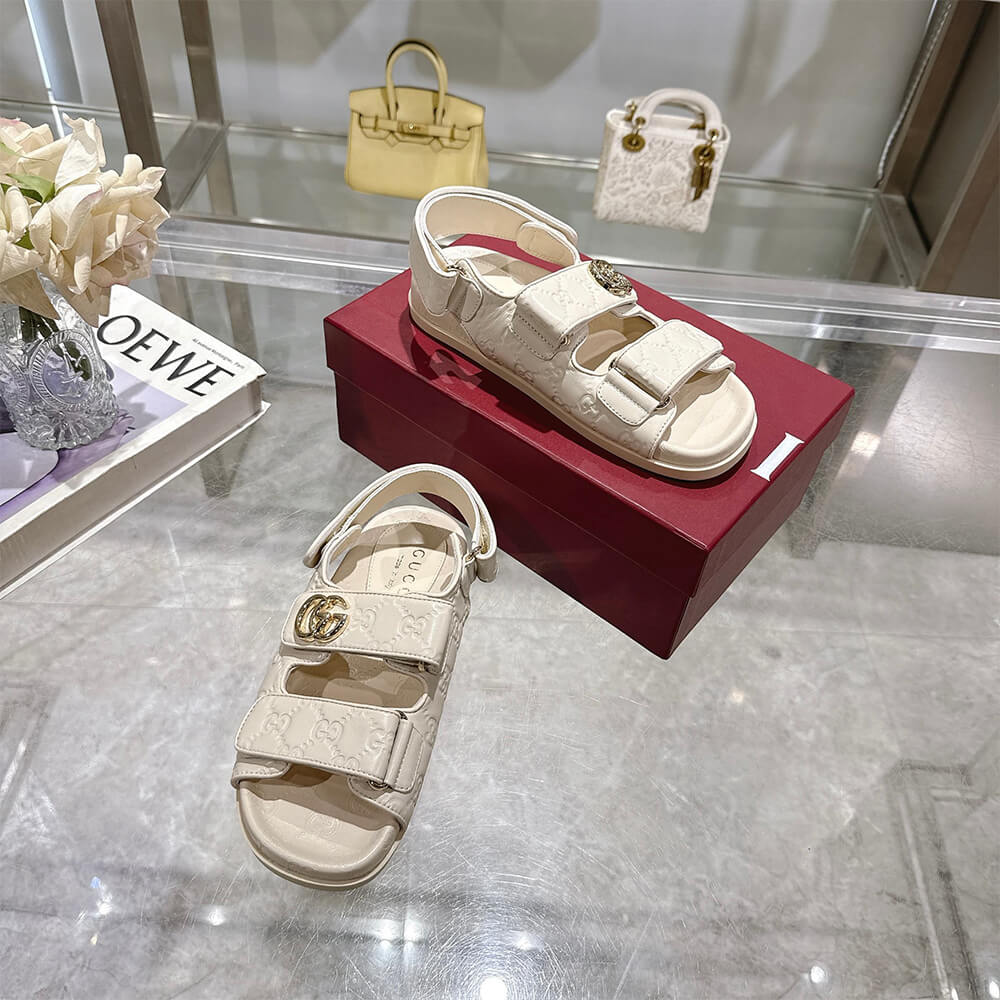 GUCCI Women s sandal with Double G